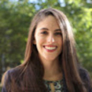 Meet your Posher, Adria